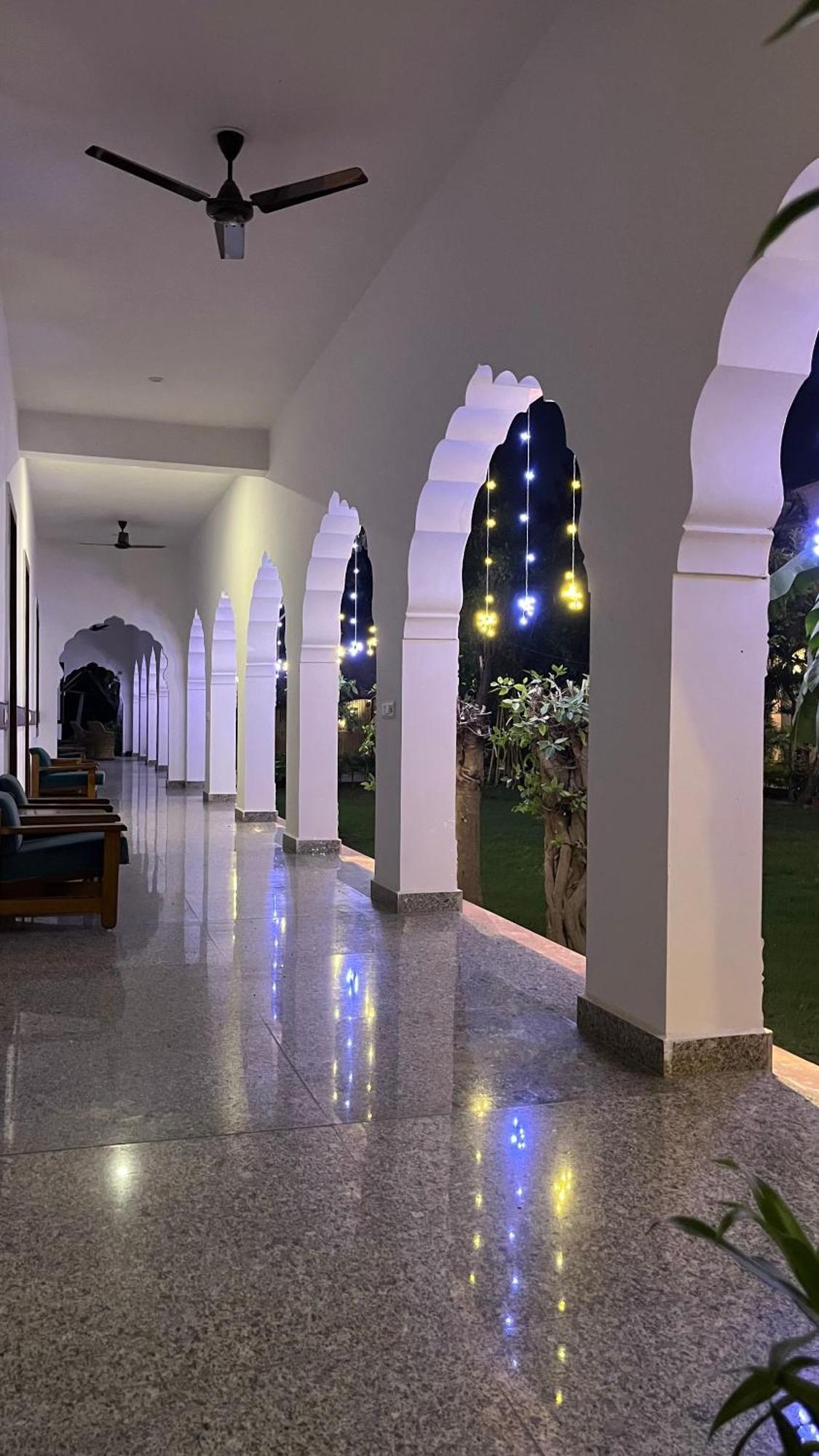 Hotel Sunbird Bharatpur Exterior photo
